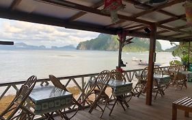 Rl Coastline Inn